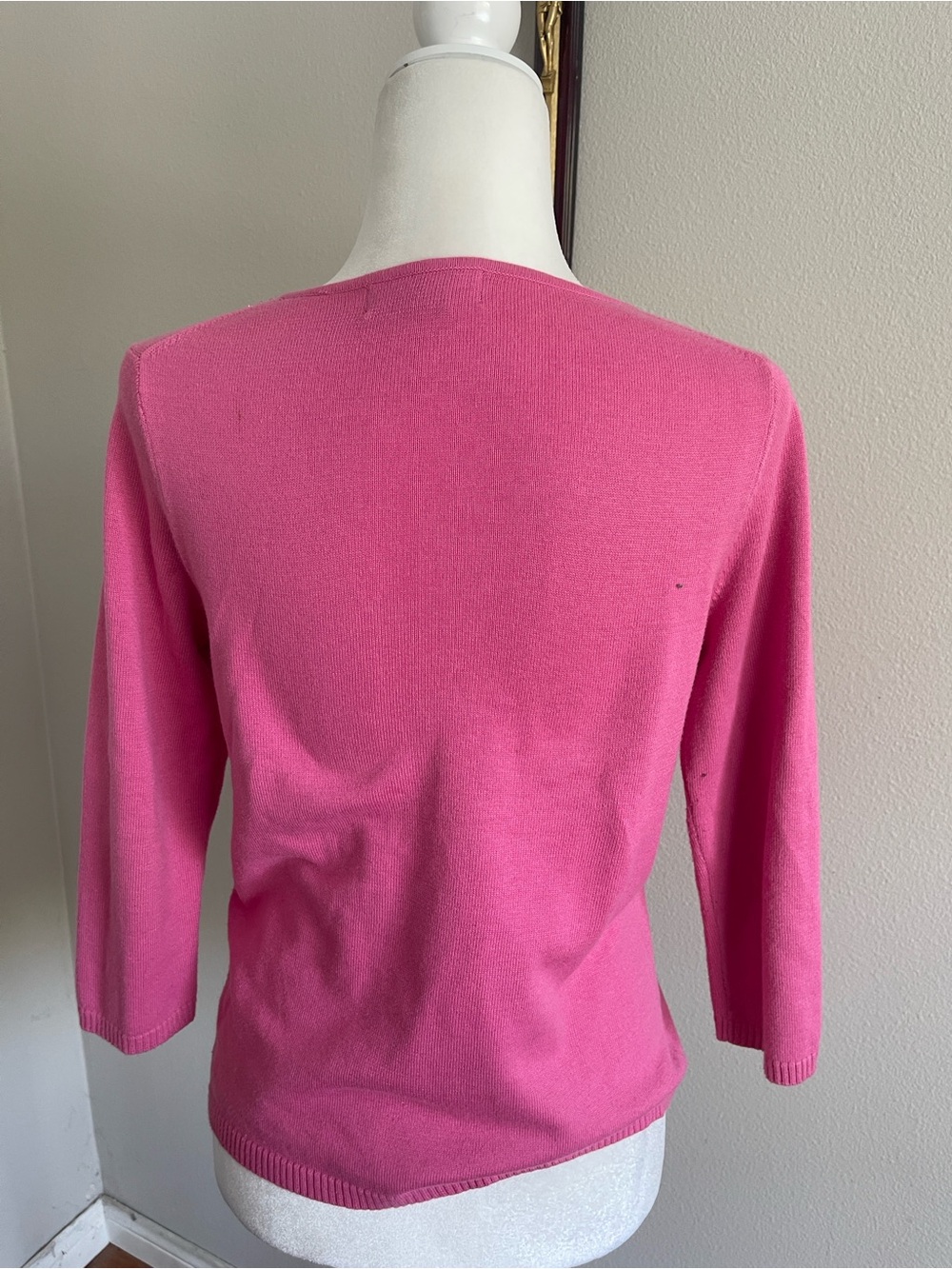Women's Fuchsia V-Neck Sweater with Sequin Detail - Picture 4 of 5